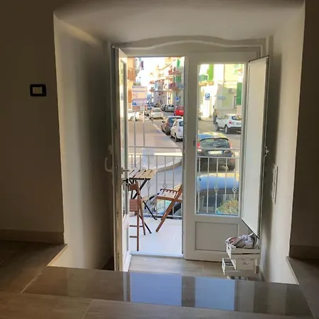 L'angolo D'amare Nyaraló *